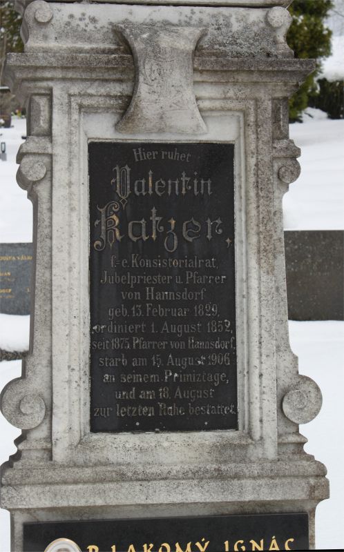 Gra´b Valentin Katzer im Jahre 2017
